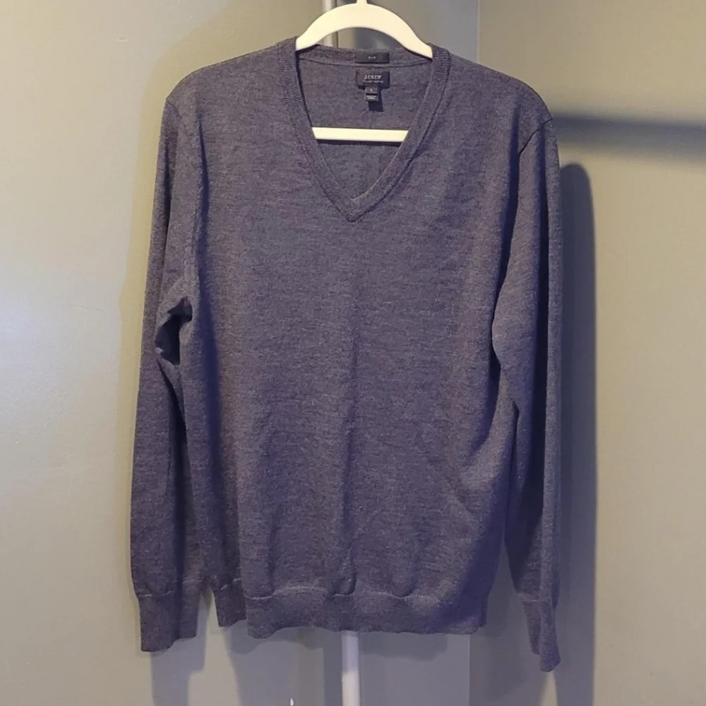 J.Crew Men's 100% Merino Wool V-neck Sweater, Size L, Gray